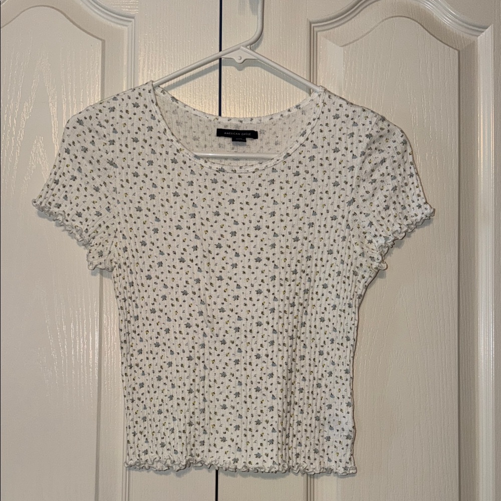 American Eagle Floral Romantic Top Size Medium